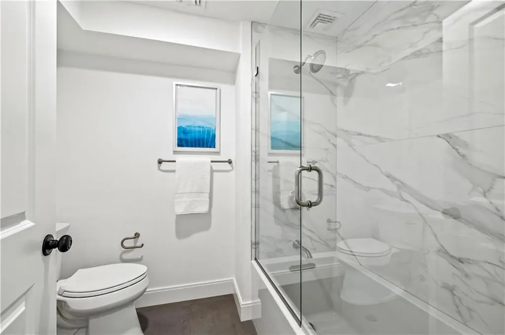 21 Bradford Street Bristol RI 02809