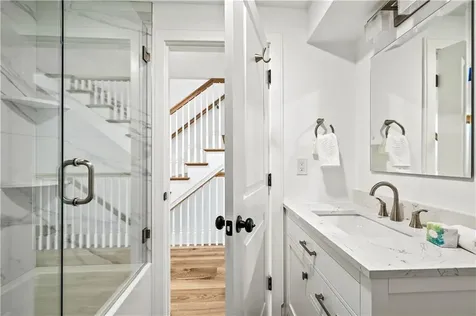 21 Bradford Street Bristol RI 02809