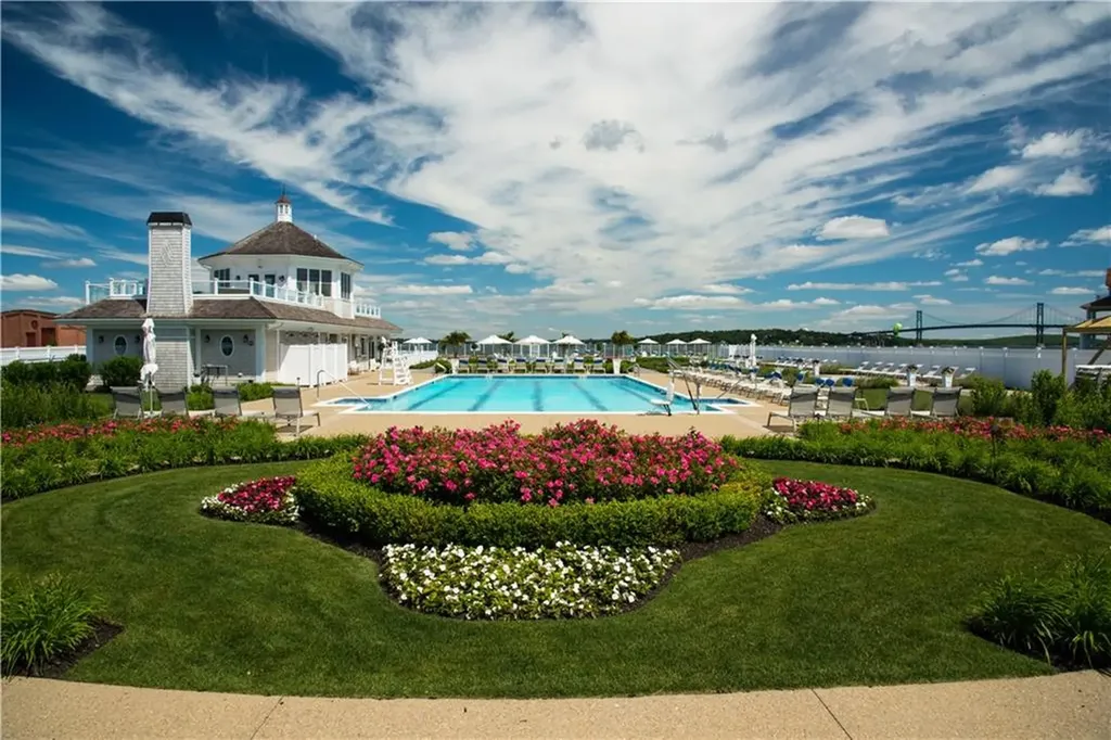 0 South Harbor (10h) Drive S Portsmouth RI 02840