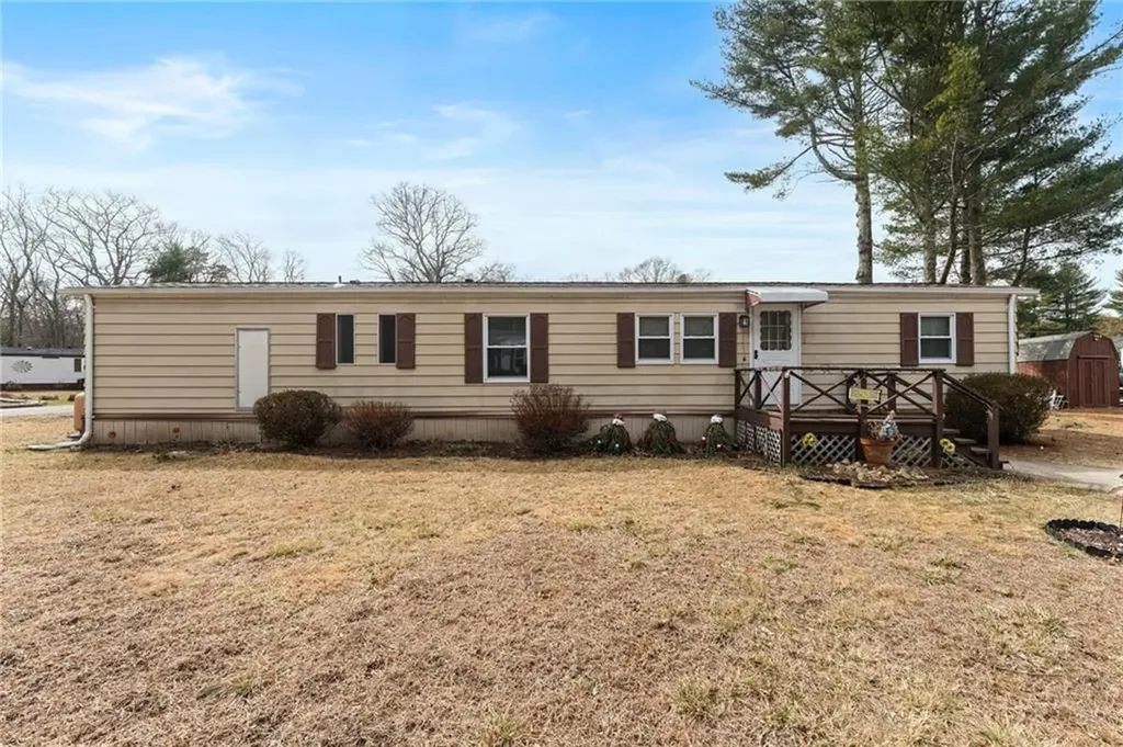 465 Gardiner Road Richmond RI 02892