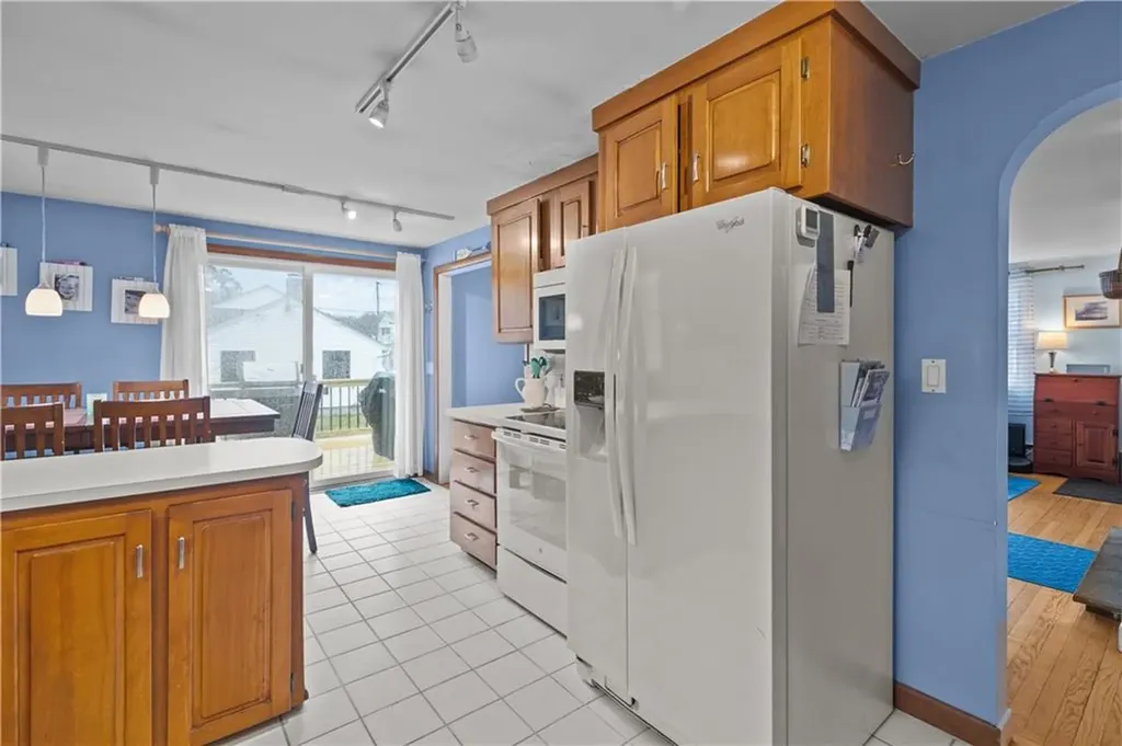 6 Christine Drive Barrington RI 02806