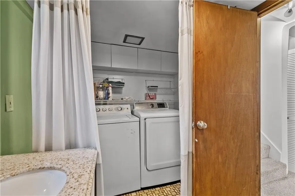 6 Christine Drive Barrington RI 02806