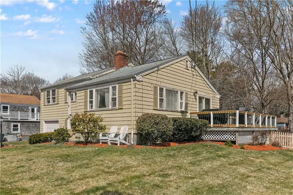 6 Christine Drive Barrington RI 02806