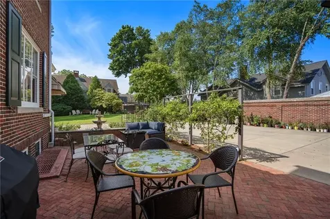 25 Seaview Avenue Cranston RI 02905