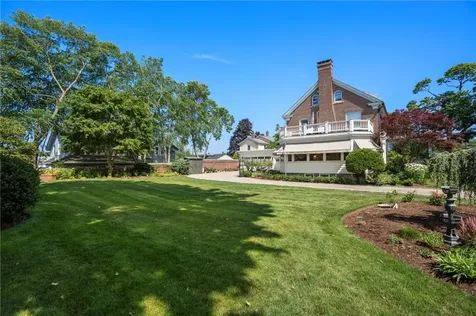 25 Seaview Avenue Cranston RI 02905