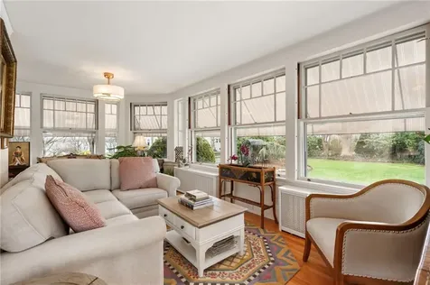 25 Seaview Avenue Cranston RI 02905