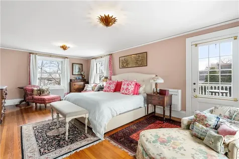 25 Seaview Avenue Cranston RI 02905