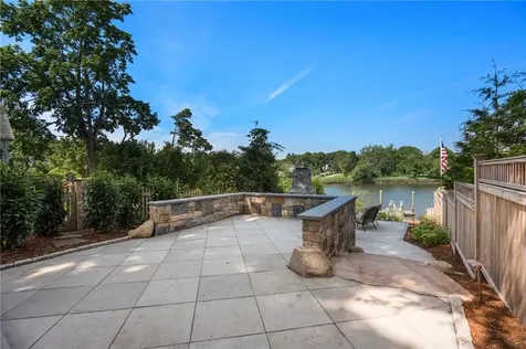 25 Seaview Avenue Cranston RI 02905