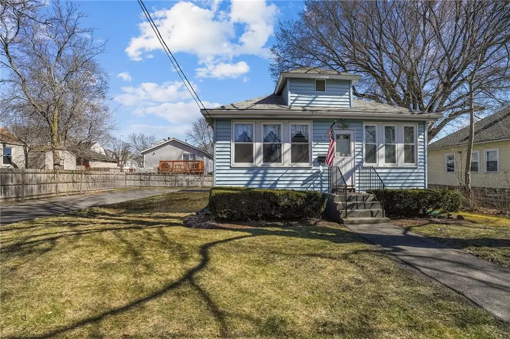 17 Birch Street Cranston RI 02920