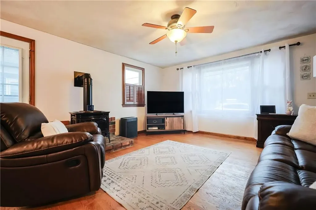 35 Warren Avenue Cranston RI 02920