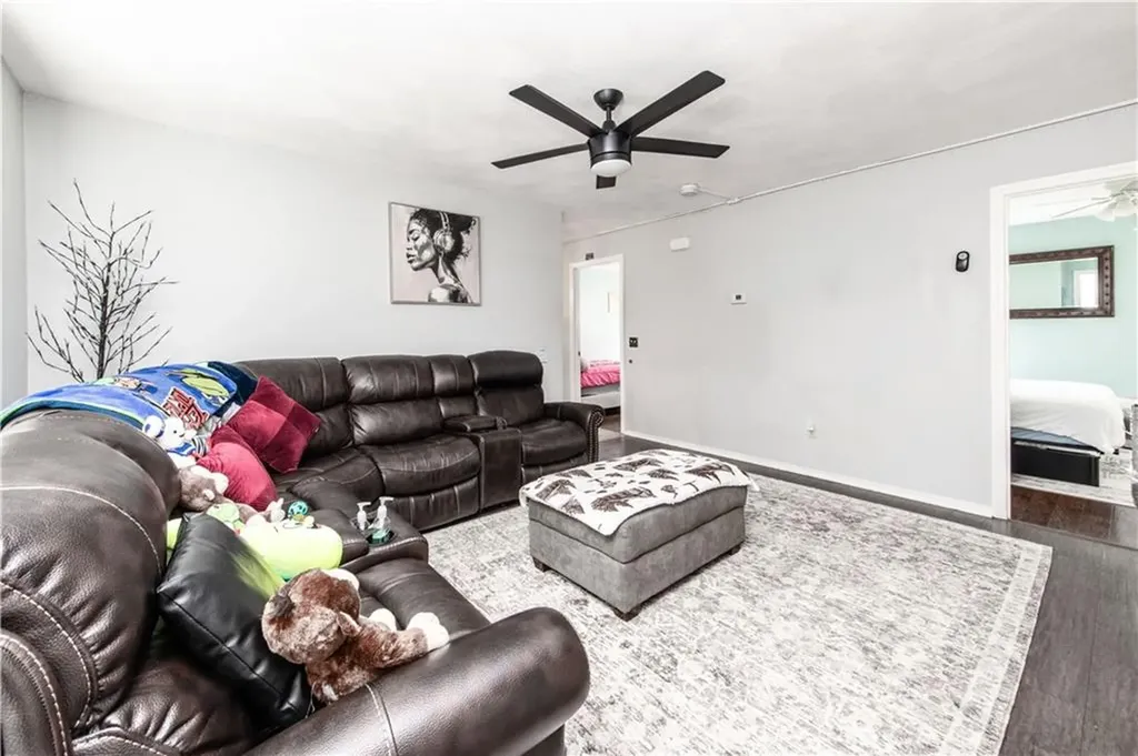 447 Front Street Woonsocket RI 02895
