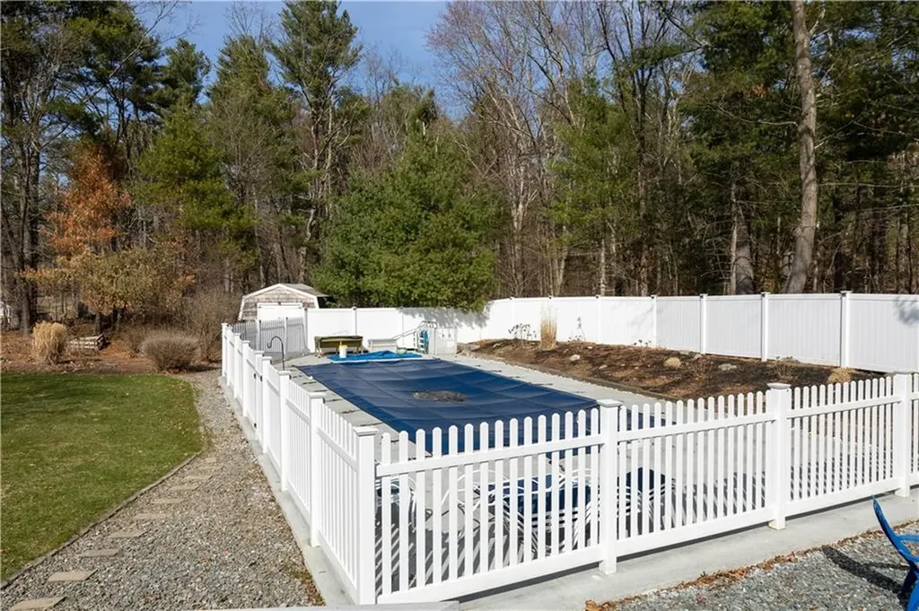 12 White Pine Drive Cumberland RI 02864