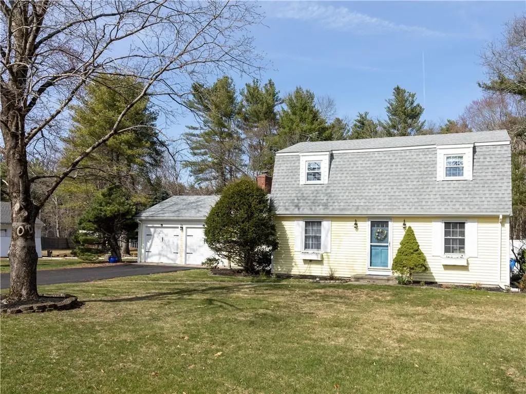12 White Pine Drive Cumberland RI 02864