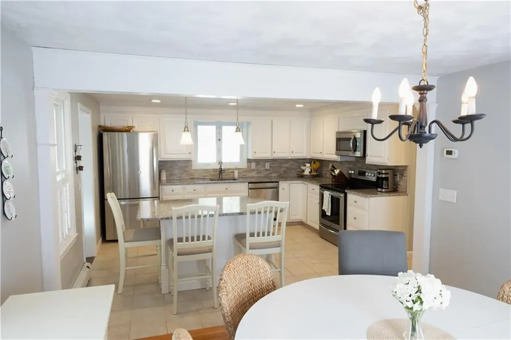 12 White Pine Drive Cumberland RI 02864