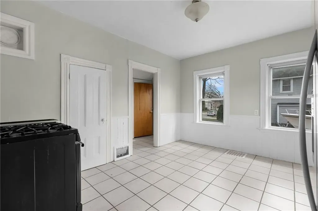40 Norfolk Street Cranston RI 02910