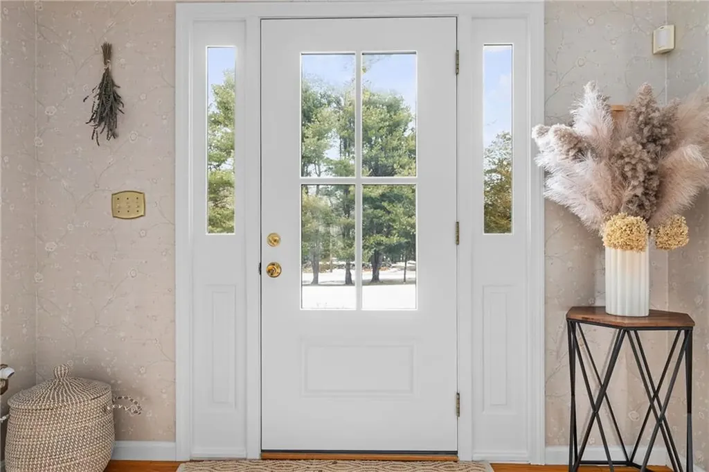 851 North Quidnessett Road North Kingstown RI 02852