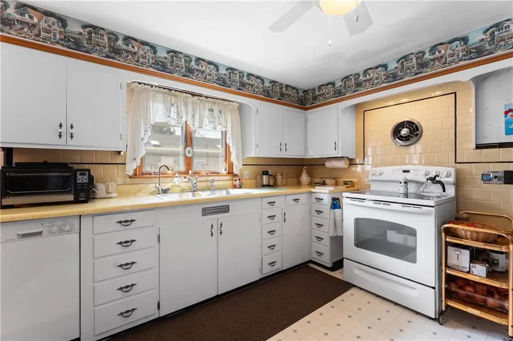 95 Federal Street Pawtucket RI 02861