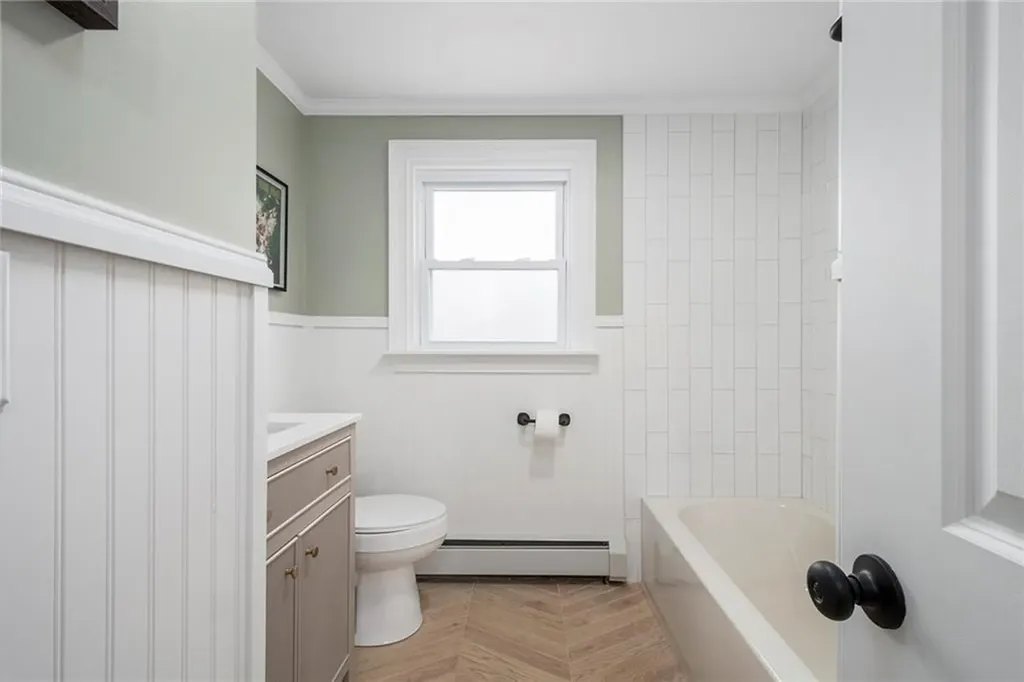 11 Creekwood Drive Warwick RI 02886