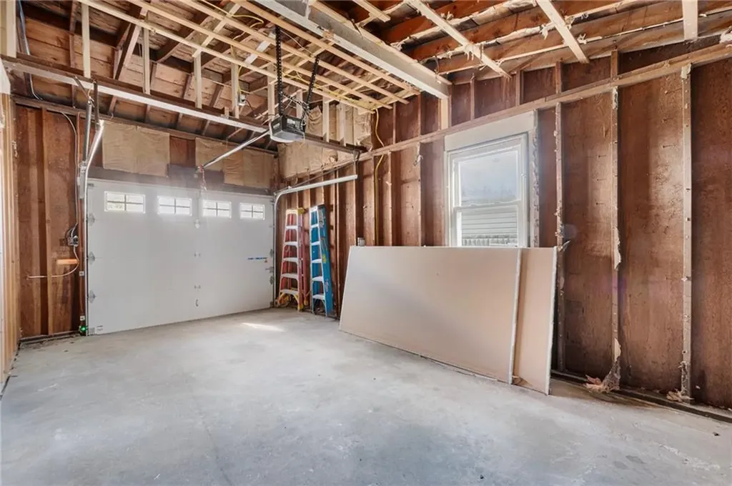 11 Creekwood Drive Warwick RI 02886