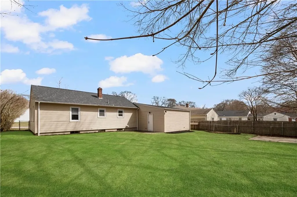 11 Creekwood Drive Warwick RI 02886