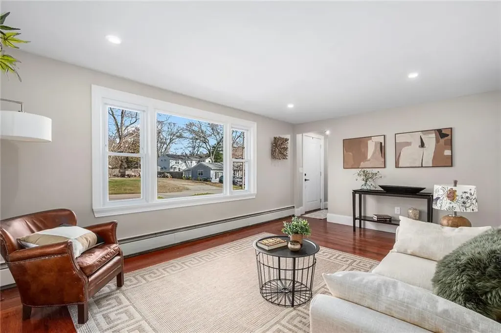 11 Creekwood Drive Warwick RI 02886