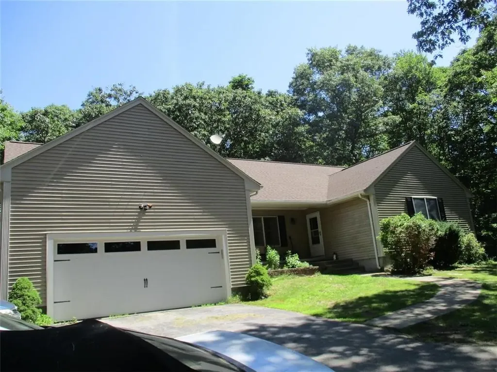 19 Outlook Way West Greenwich RI 02817