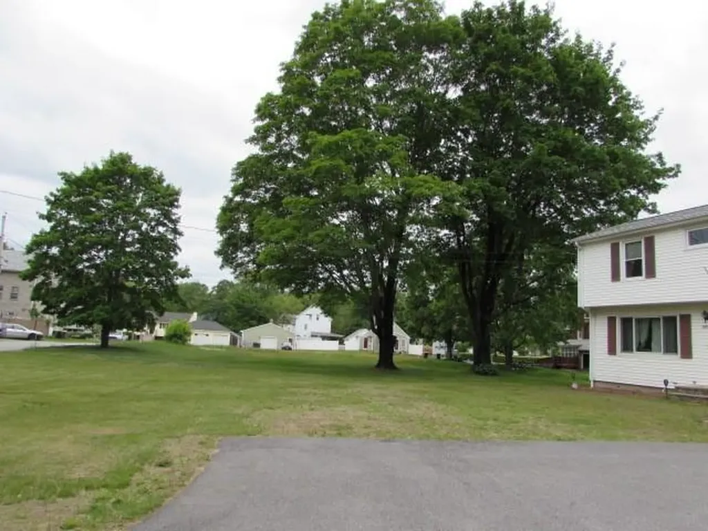 287 Union Avenue Burrillville RI 02859