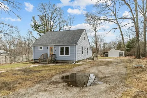 56 Wood Avenue Tiverton RI 02878