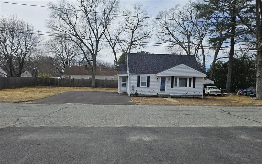 12 Eisenhower Drive Smithfield RI 02917