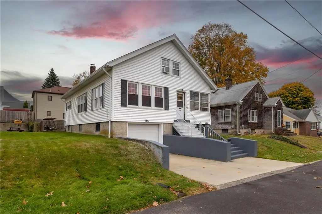 14 Belcourt Avenue North Providence RI 02911