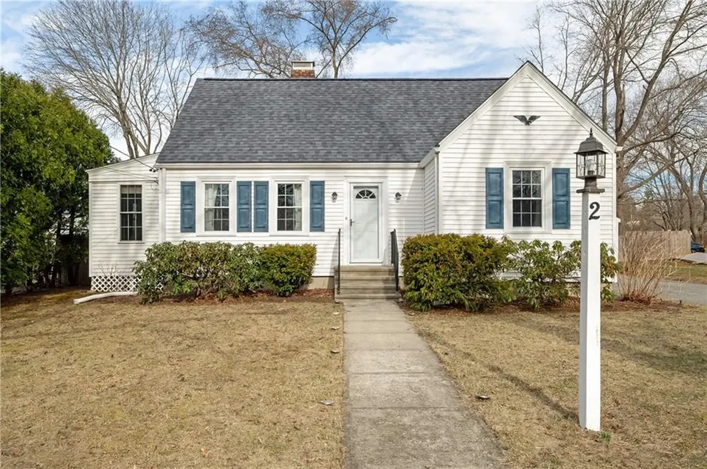 2 Thorpe Street Smithfield RI 02828