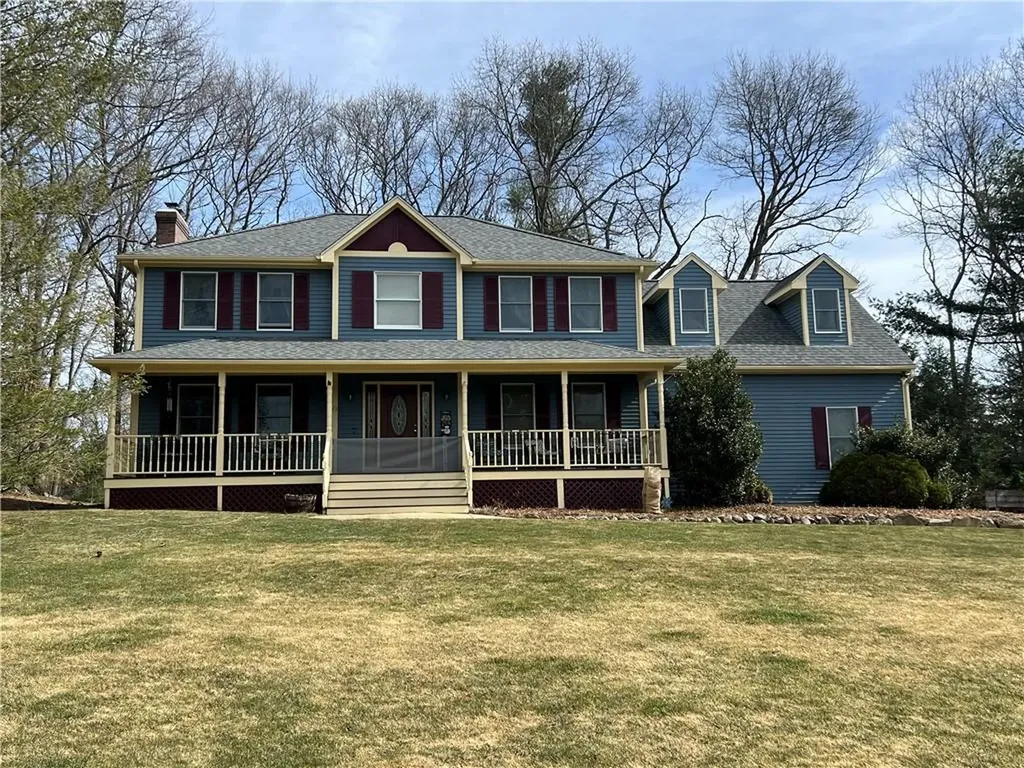23 Factory Pond Circle Smithfield RI 02828