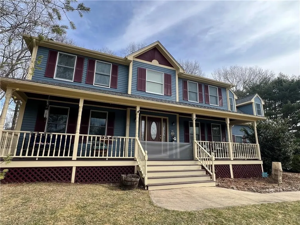 23 Factory Pond Circle Smithfield RI 02828