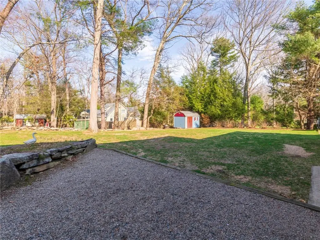 23 Factory Pond Circle Smithfield RI 02828