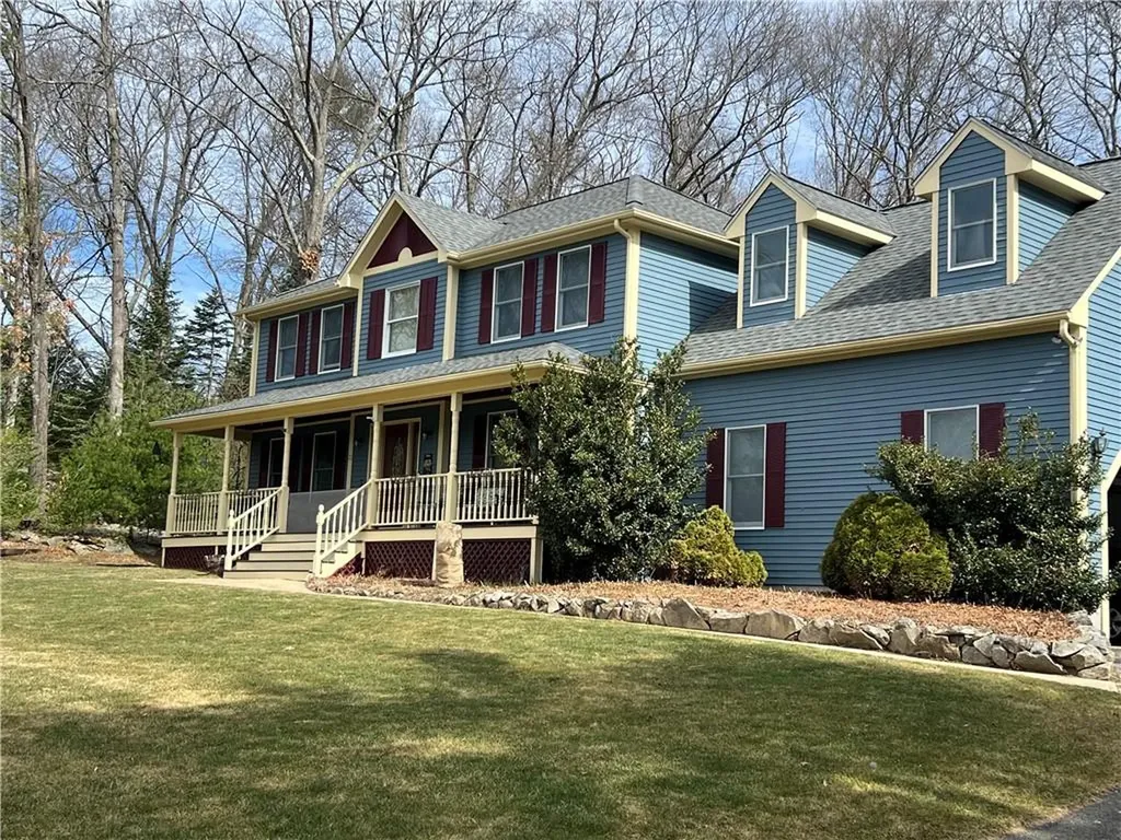 23 Factory Pond Circle Smithfield RI 02828