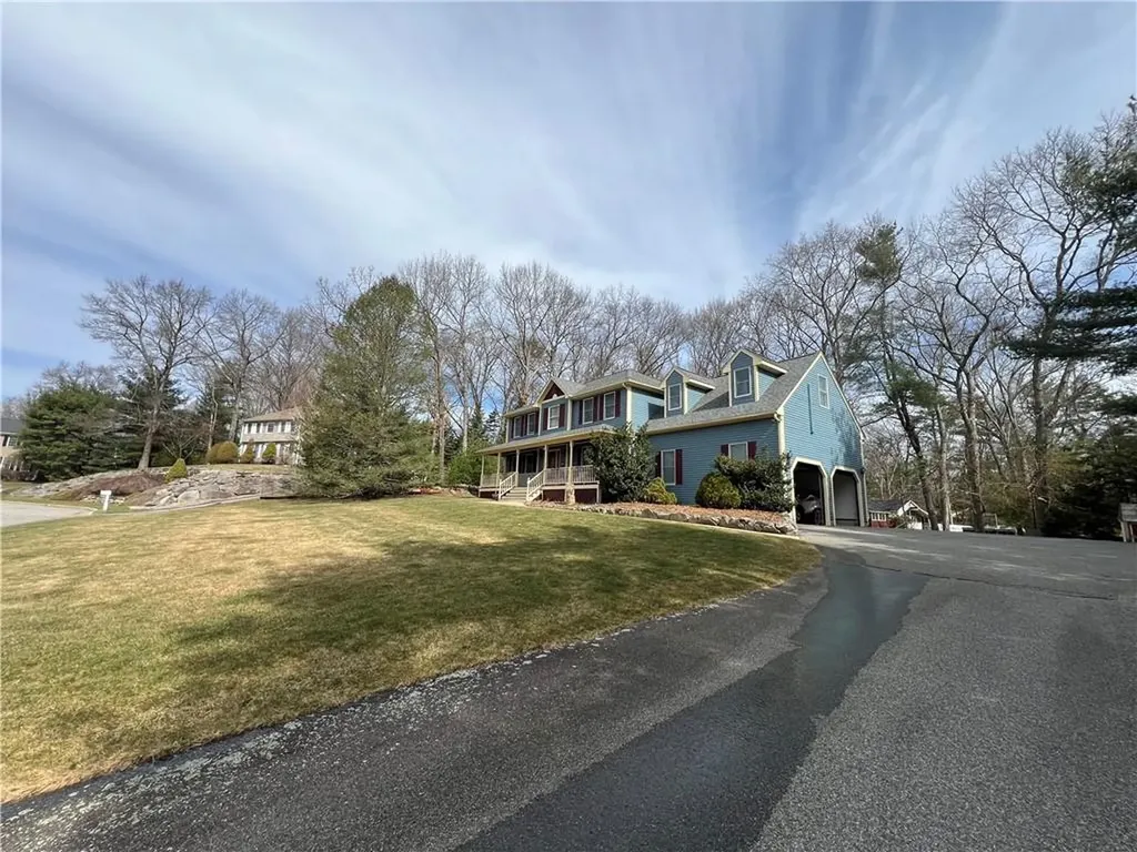 23 Factory Pond Circle Smithfield RI 02828