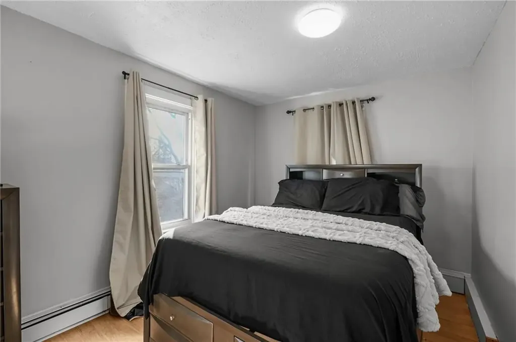 81 Garfield Avenue Providence RI 02908