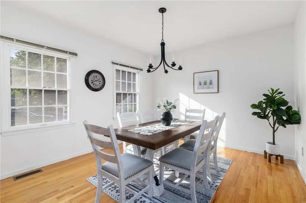 60 Arrowhead Way Warwick RI 02886