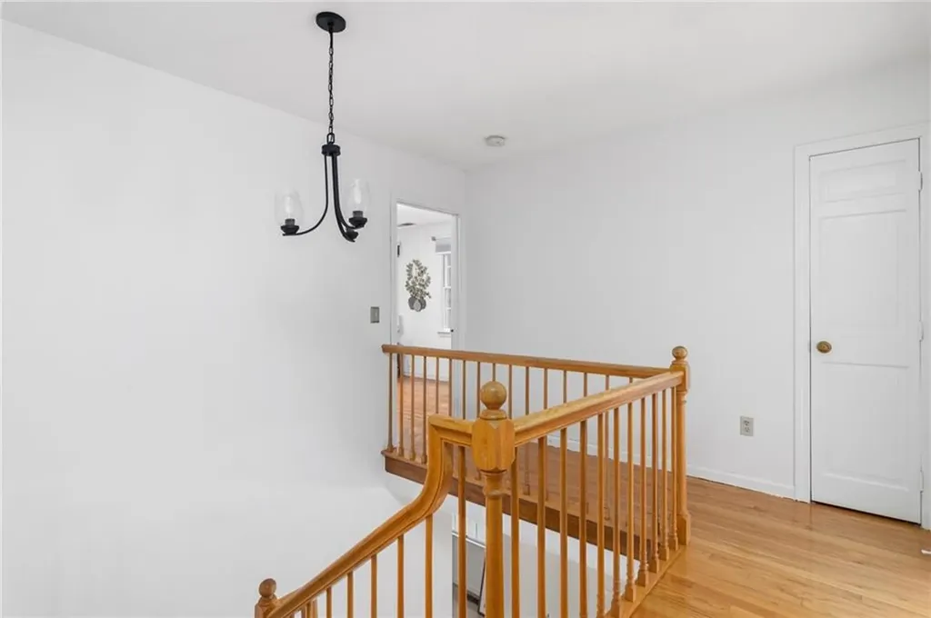 60 Arrowhead Way Warwick RI 02886