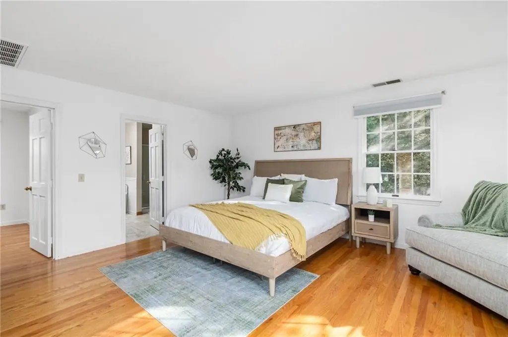60 Arrowhead Way Warwick RI 02886