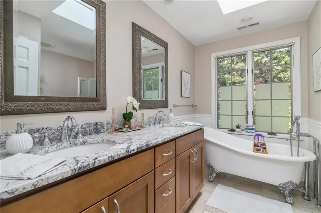 60 Arrowhead Way Warwick RI 02886