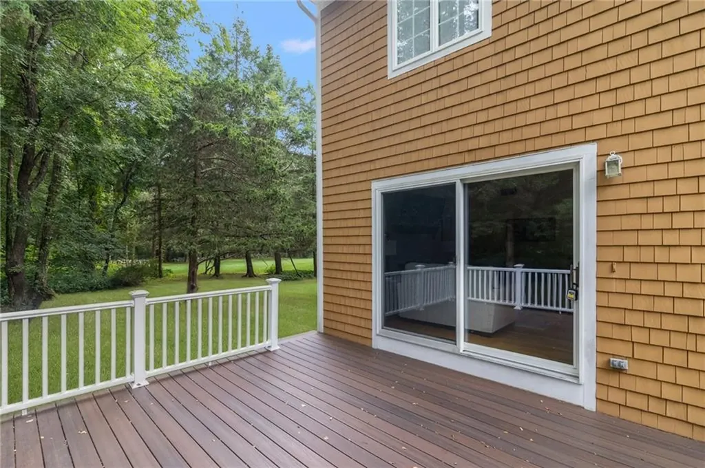 60 Arrowhead Way Warwick RI 02886