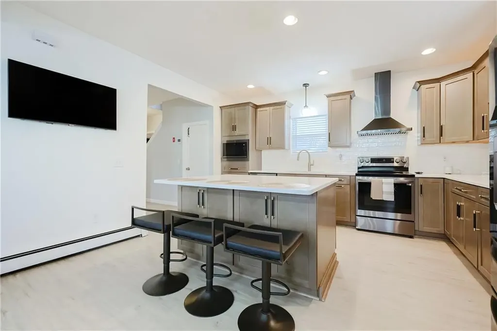 842 Weeden Street Pawtucket RI 02860
