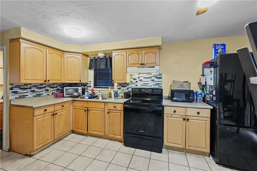 51 Joseph Street Providence RI 02904