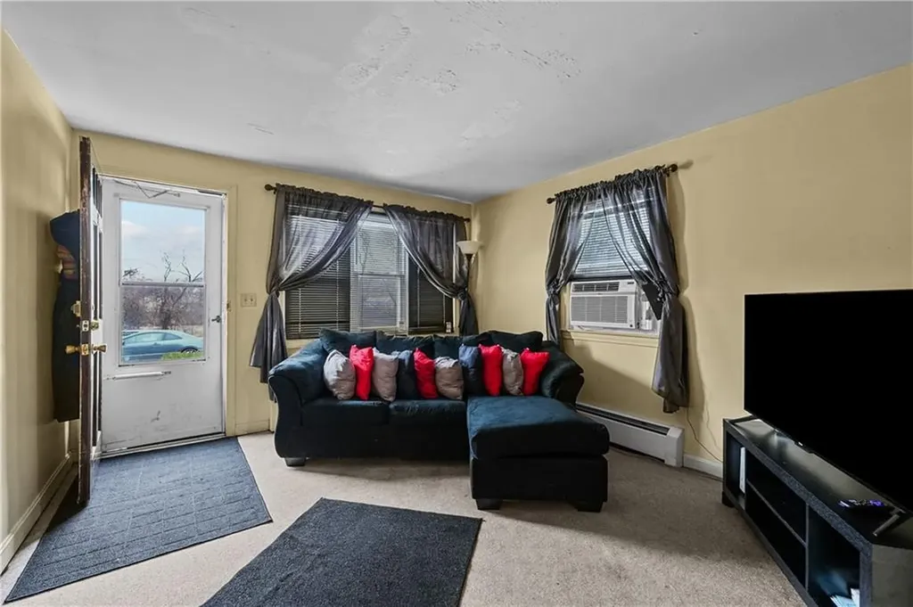 51 Joseph Street Providence RI 02904