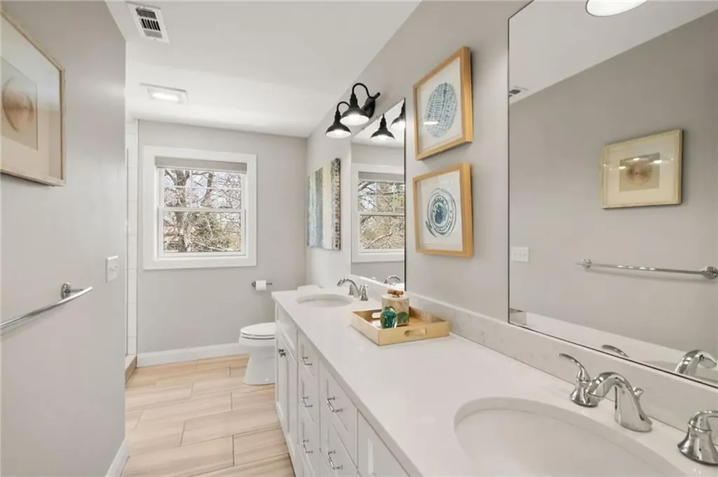 37 Island Drive Middletown RI 02842