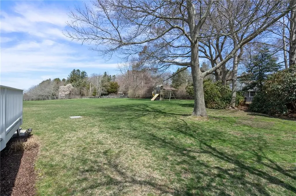 37 Island Drive Middletown RI 02842