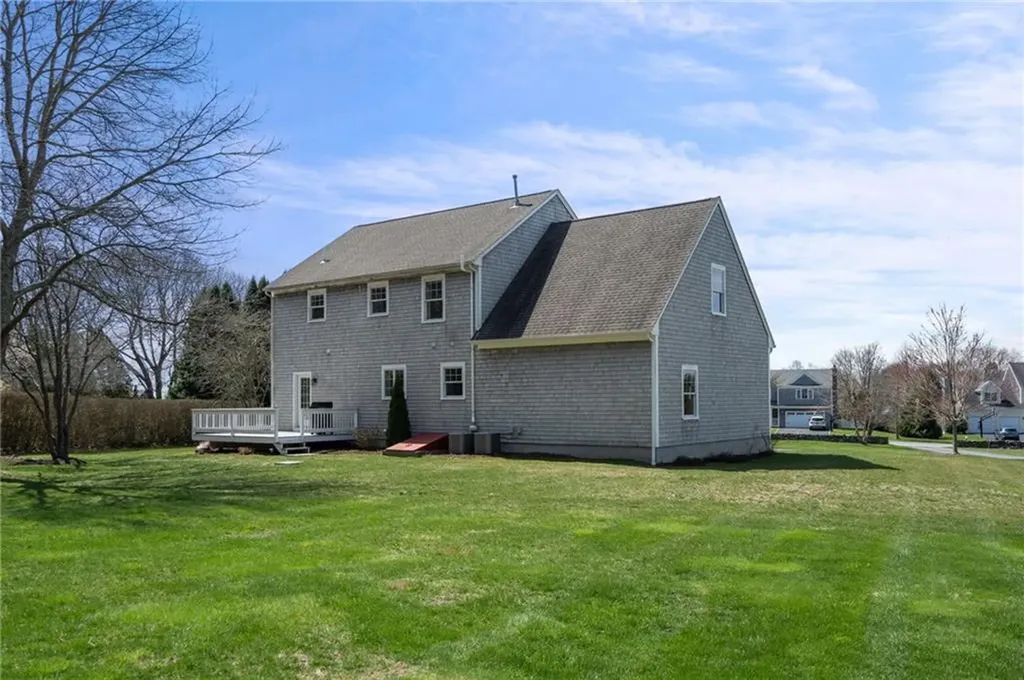 37 Island Drive Middletown RI 02842