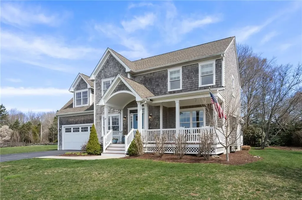 37 Island Drive Middletown RI 02842