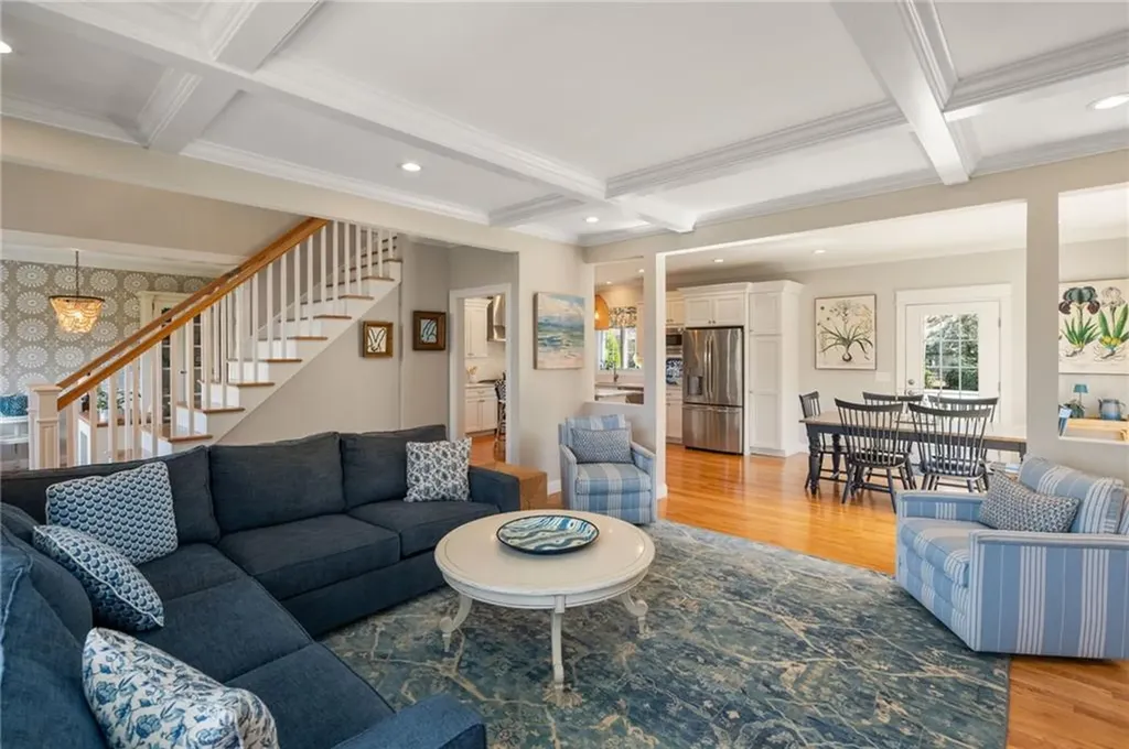 37 Island Drive Middletown RI 02842